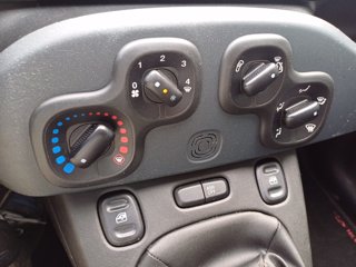 FIAT Panda 0.9 TwinAir Turbo Natural Power Lounge 16