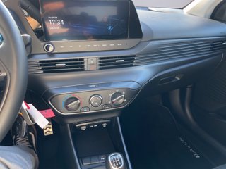 HYUNDAI BAYON PE 1.2MPI XLINE 17