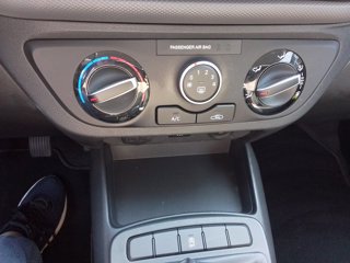 HYUNDAI i10 1.0 MPI Tech