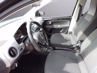 VOLKSWAGEN e-up! 82 CV 9