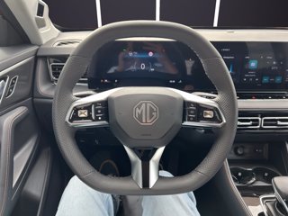 MG NUOVA HS 1.5T DCT LUXURY