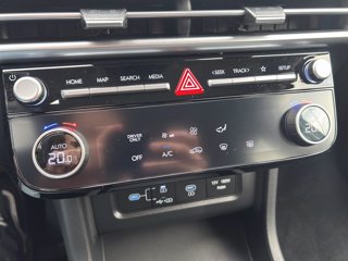 HYUNDAI TUCSON PE 1.6HEV AT 2WD BUSINESS