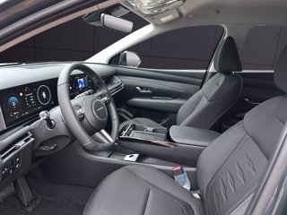 HYUNDAI TUCSON PE 1.6HEV AT 2WD BUSINESS 9