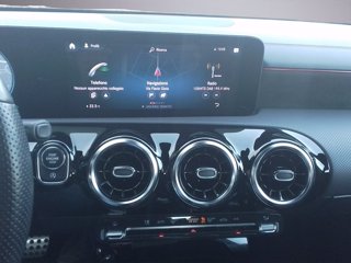 MERCEDES CLA 200 d Automatic AMG Line Premium