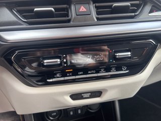 SUZUKI SWIFT HYBRID 1.2 TOP 21