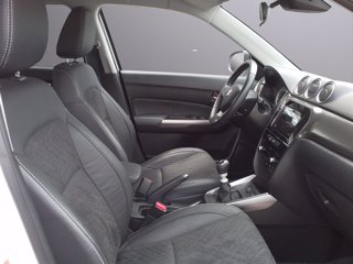 SUZUKI Vitara 1.4 Hybrid Top