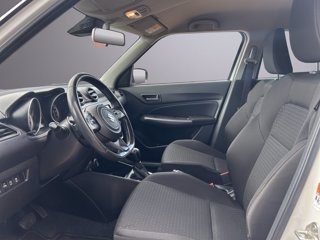 SUZUKI Swift 1.2 Hybrid CVT Top 9