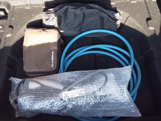 HYUNDAI KONA EV MY 25 EXCLUSIVE 64,8 KWH+HP