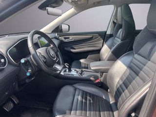 MG Plug-in Hybrid Luxury