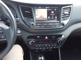 HYUNDAI Tucson 1.7 CRDi DCT Sound Edition 18