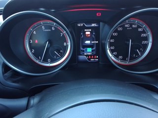 SUZUKI Swift 1.2 Hybrid 4WD AllGrip Top
