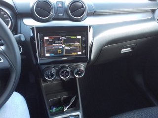 SUZUKI Swift 1.2 Hybrid 4WD AllGrip Top