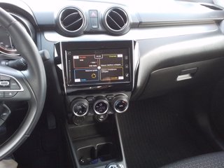 SUZUKI Swift 1.2 Hybrid Top