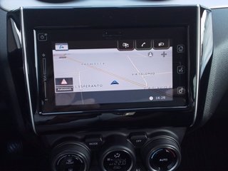 SUZUKI Swift 1.2 Hybrid Top