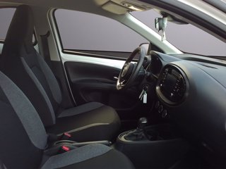 TOYOTA Aygo X 1.0 VVT-i 72 CV 5 porte Active S-CVT 11