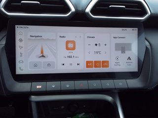 MG ZS 1.5 Hybrid+ Luxury 19