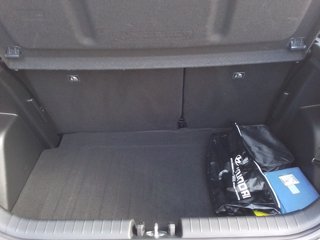HYUNDAI i20 1.2 MPI MT GPL ConnectLine