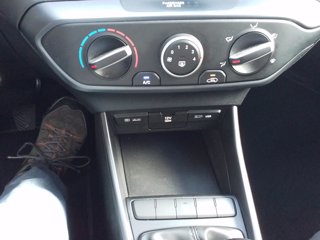 HYUNDAI i20 1.2 MPI MT GPL ConnectLine