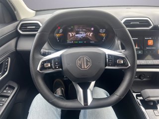 MG ZS 1.5 Hybrid+ Luxury 16